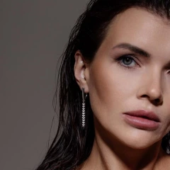 Серьги из белого золота с бриллиантами