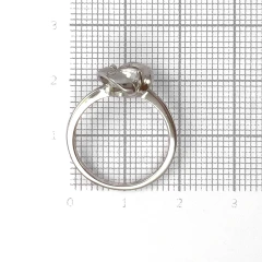Кольцо из серебра с фианитом