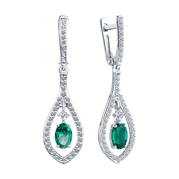 Серьги из белого золота с гидротермальными изумрудами и фианитами