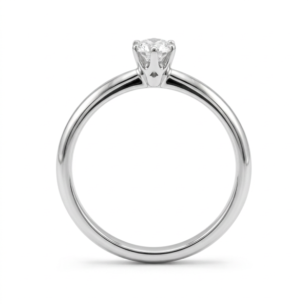 Кольцо из белого золота с бриллиантом