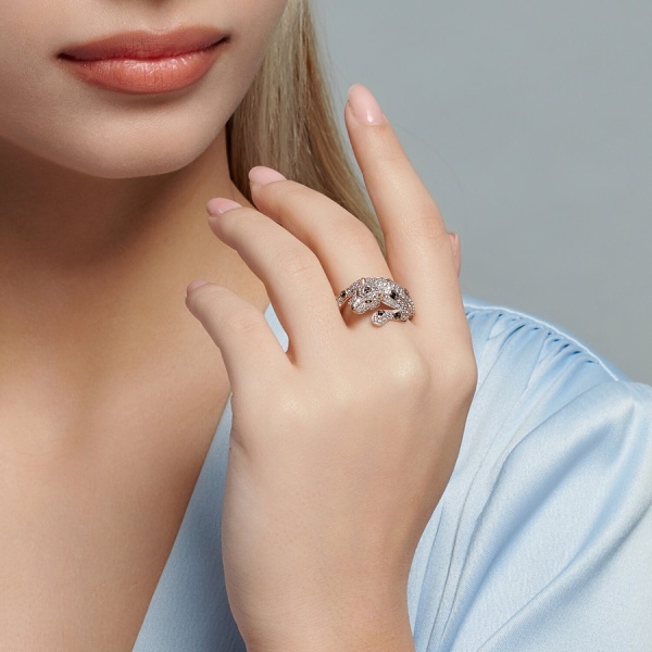 Кольцо из красного золота с миксом камней