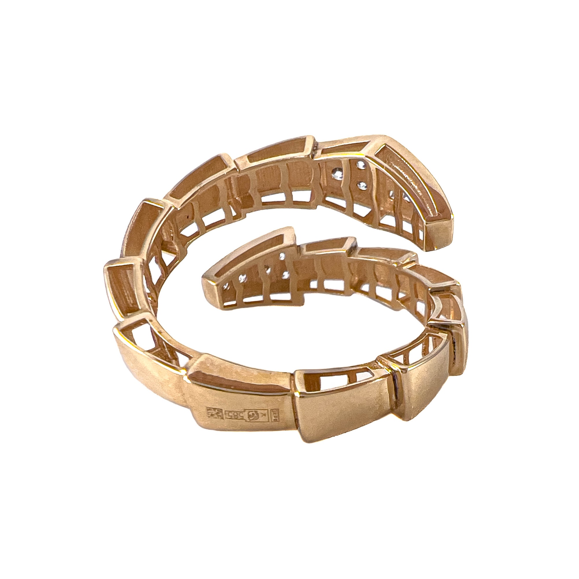 Кольцо из красного золота с фианитами