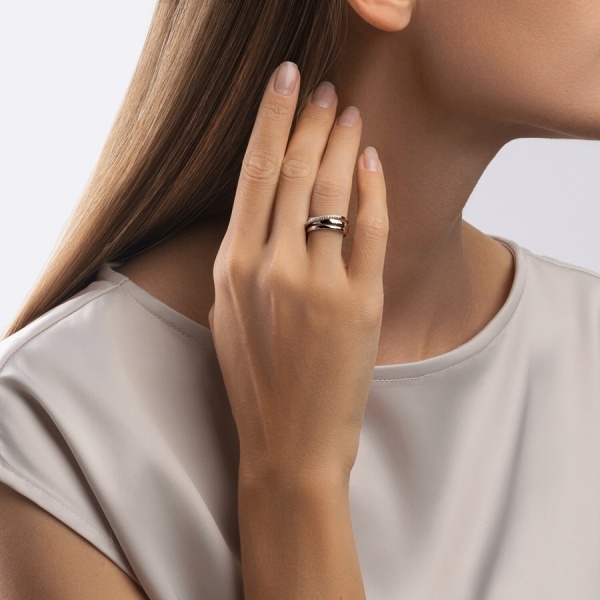 Кольцо из белого золота с бриллиантами