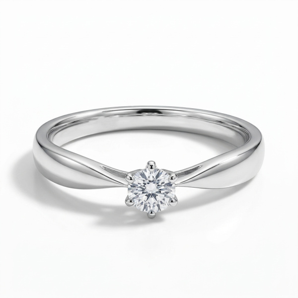 Кольцо из белого золота с бриллиантом