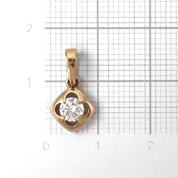 Подвеска из красного золота с фианитом