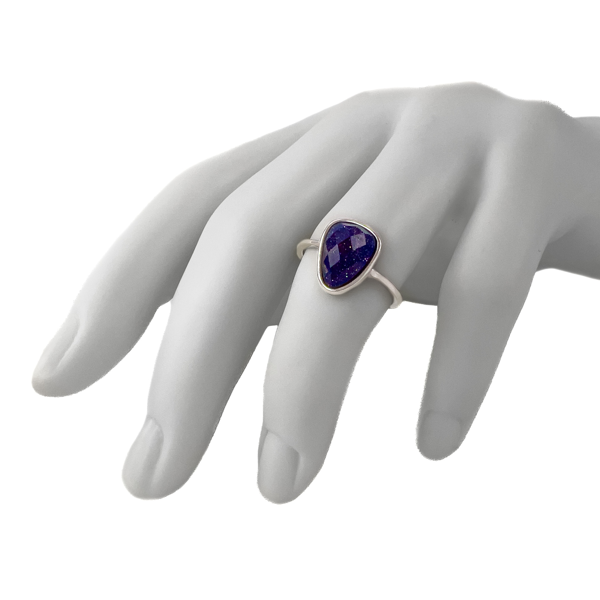 Кольцо из серебра с авантюрином