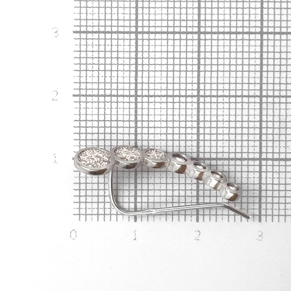 Серьги из серебра с фианитами