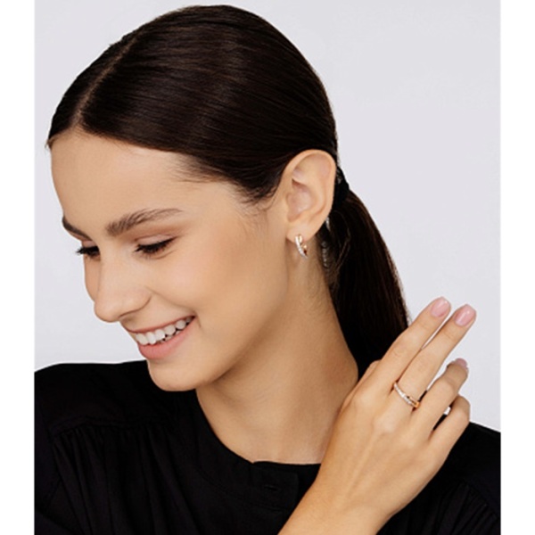 Кольцо из красного золота с бриллиантами