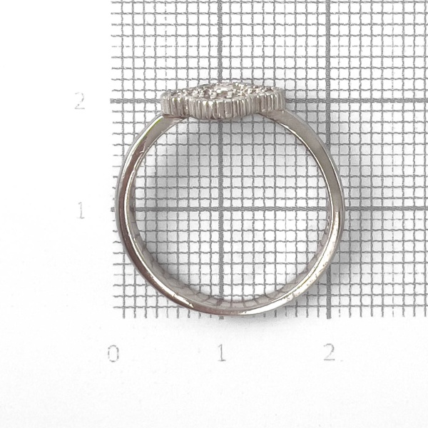 Кольцо из серебра с фианитами