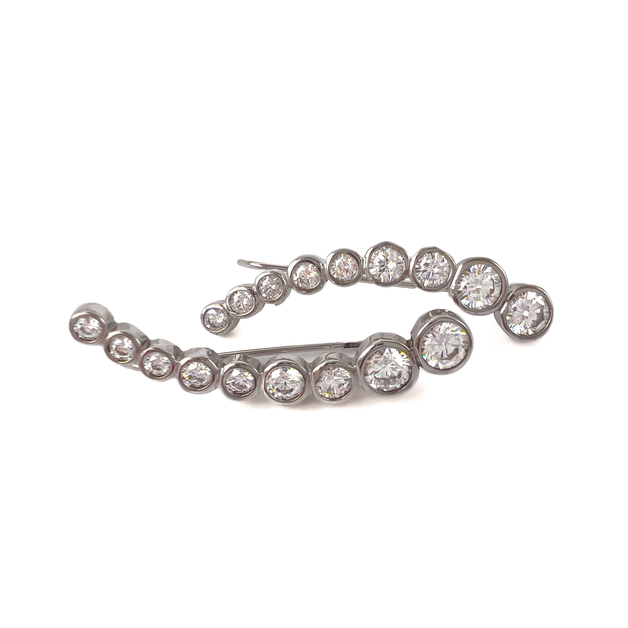 Серьги из серебра с фианитами