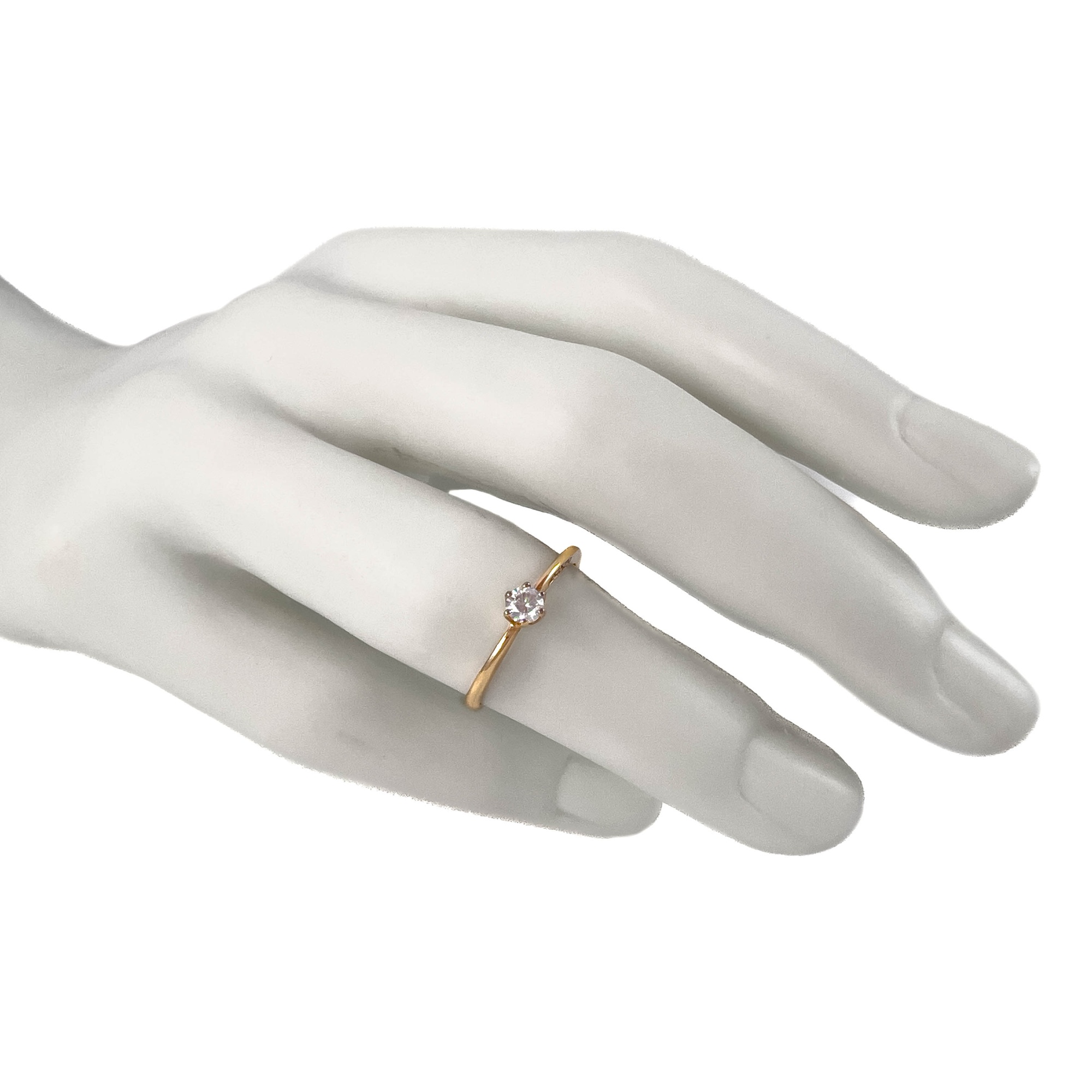 Кольцо из красного золота с фианитами