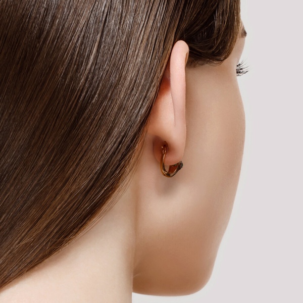 Серьги из красного золота с изумрудами и бриллиантами