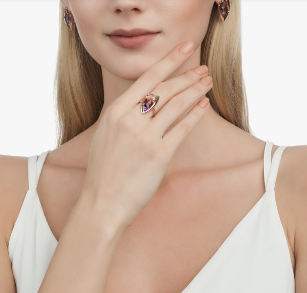 Кольцо из красного золота с ситаллом и фианитами