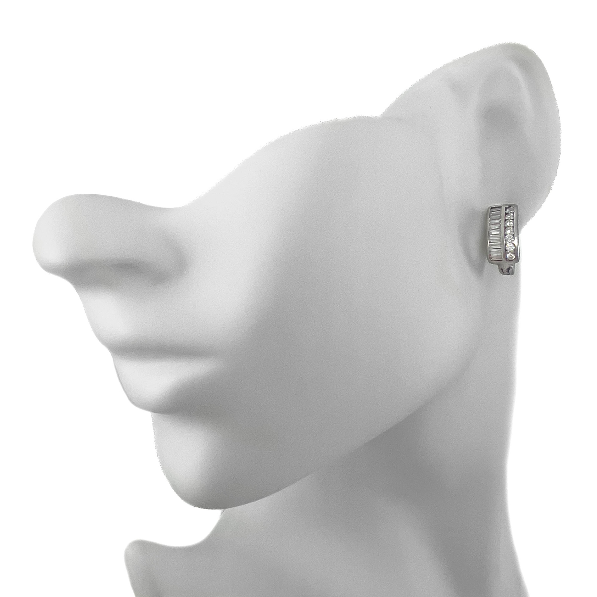 Серьги из серебра с цирконом