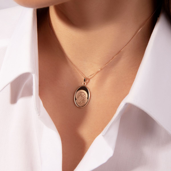 Иконка из красного золота «Казанская Божья Матерь»