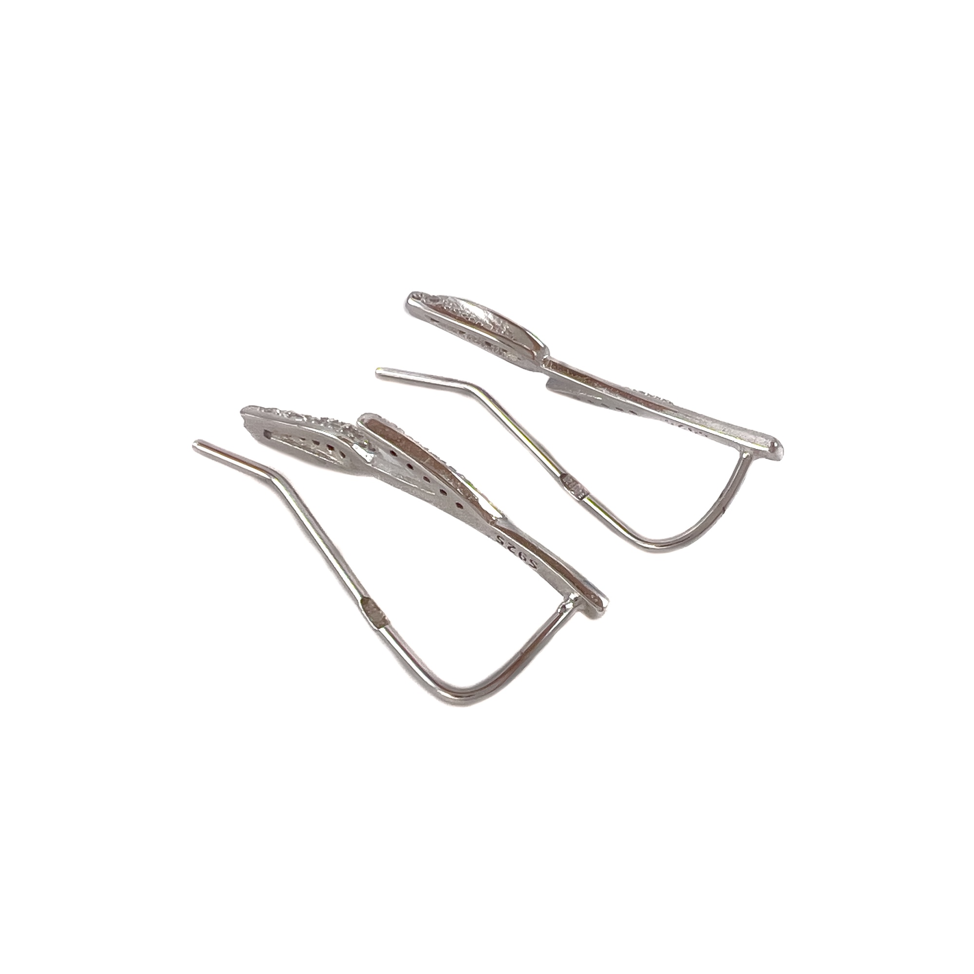 Серьги зажимы из серебра с цирконом