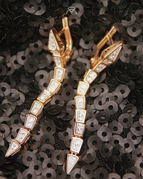 Серьги из красного золота с фианитами