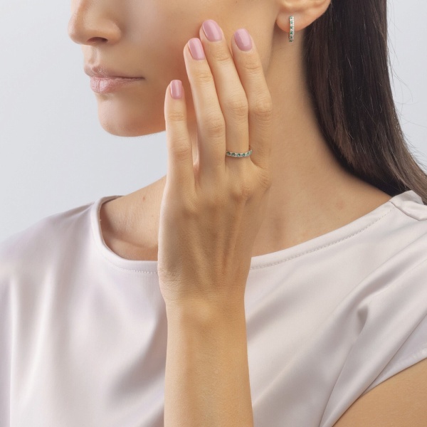 Серьги из красного золота с изумрудами и бриллиантами