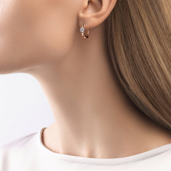 Серьги из красного золота с бриллиантами