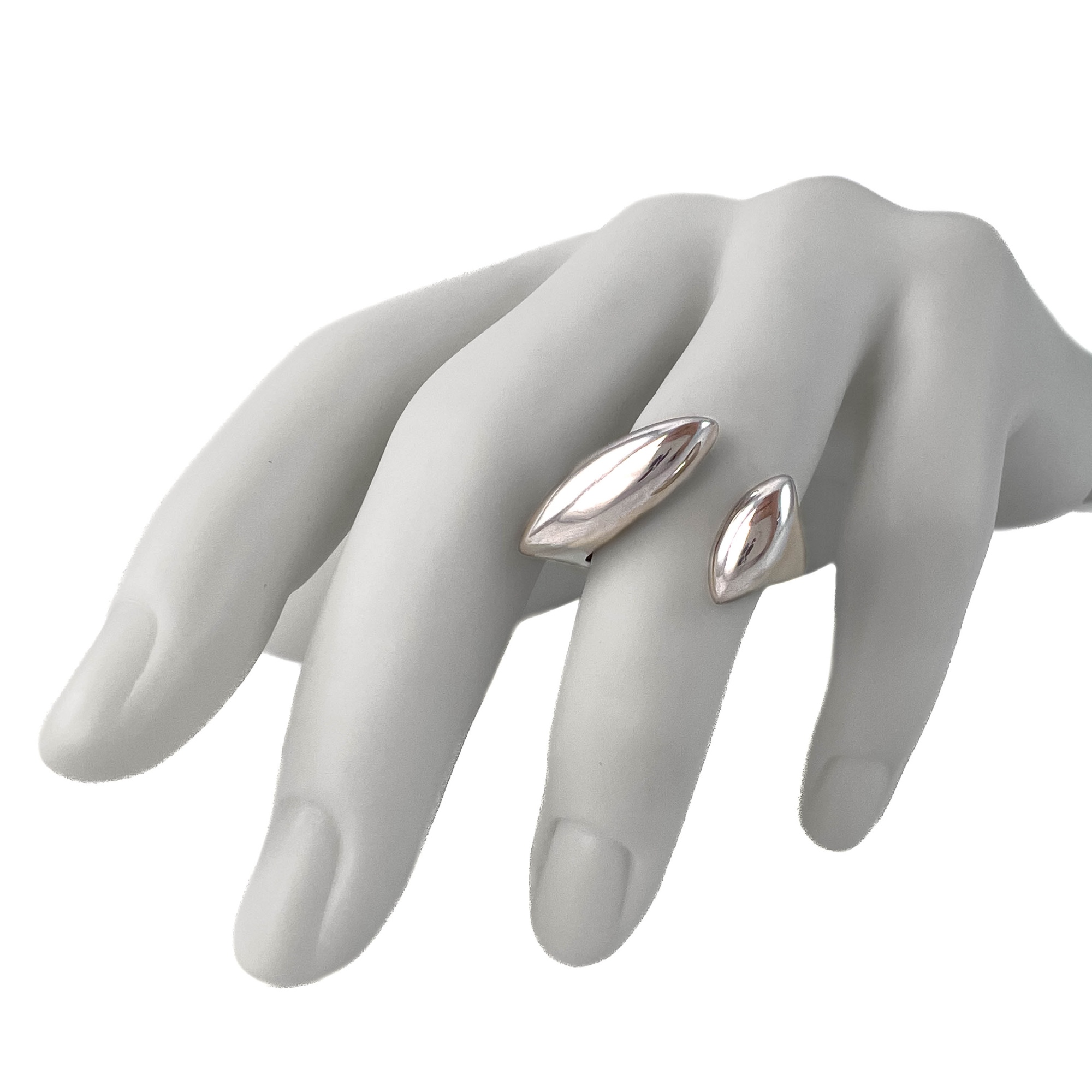 Кольцо из серебра