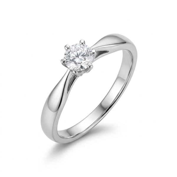 Кольцо из белого золота с бриллиантом