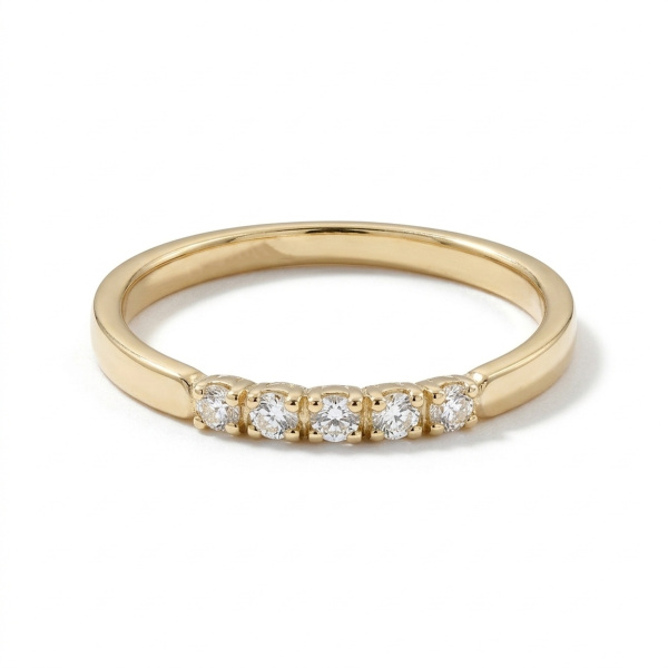 Кольцо из желтого золота с бриллиантами