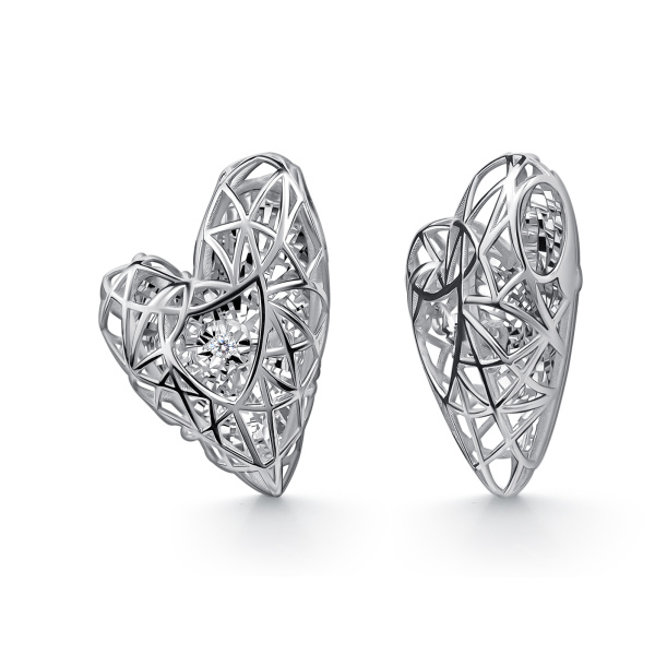 Подвеска из белого золота с танцующим бриллиантом