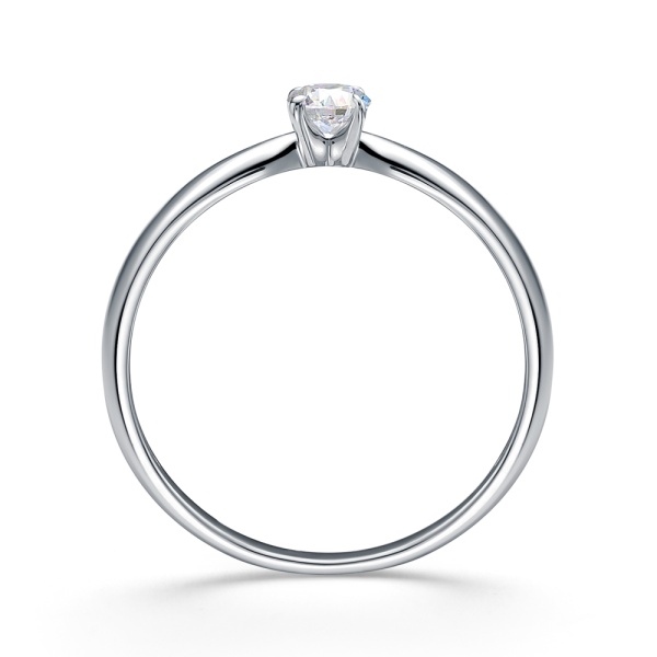 Кольцо из белого золота с бриллиантом