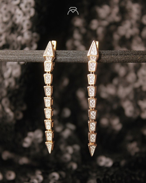 Серьги из красного золота с фианитами