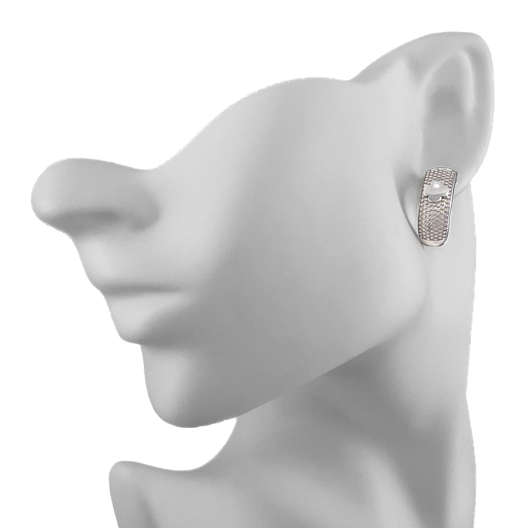 Серьги из серебра с цирконом