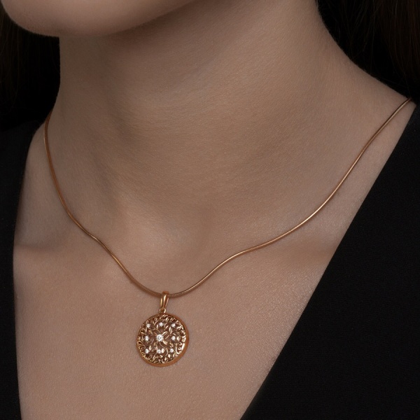 Подвеска из красного золота с фианитами