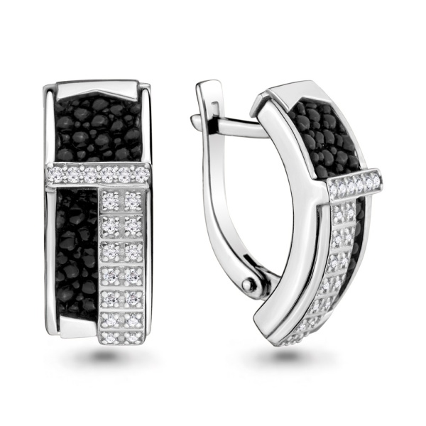 Серьги из белого золота с бриллиантами