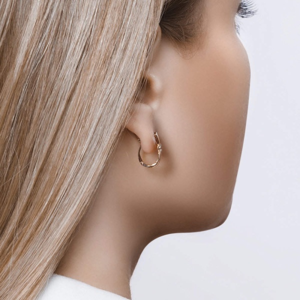 Серьги из красного золота с бриллиантами