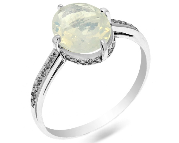 Кольцо из серебра с лунным камнем и цирконами