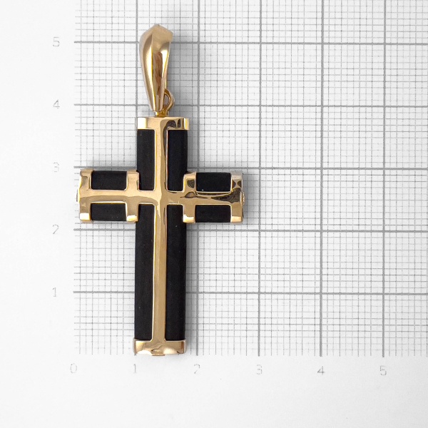 Декоративный крестик из красного золота с каучуком