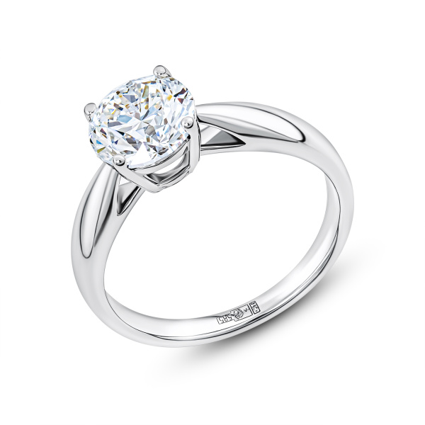 Кольцо из белого золота с бриллиантом