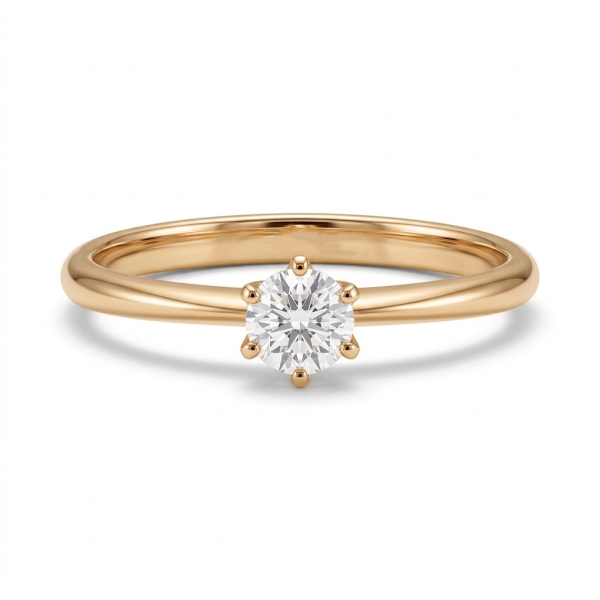 Кольцо из красного золота с бриллиантом