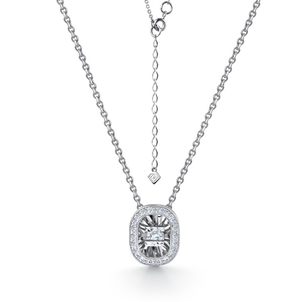 Колье из белого золота с бриллиантами