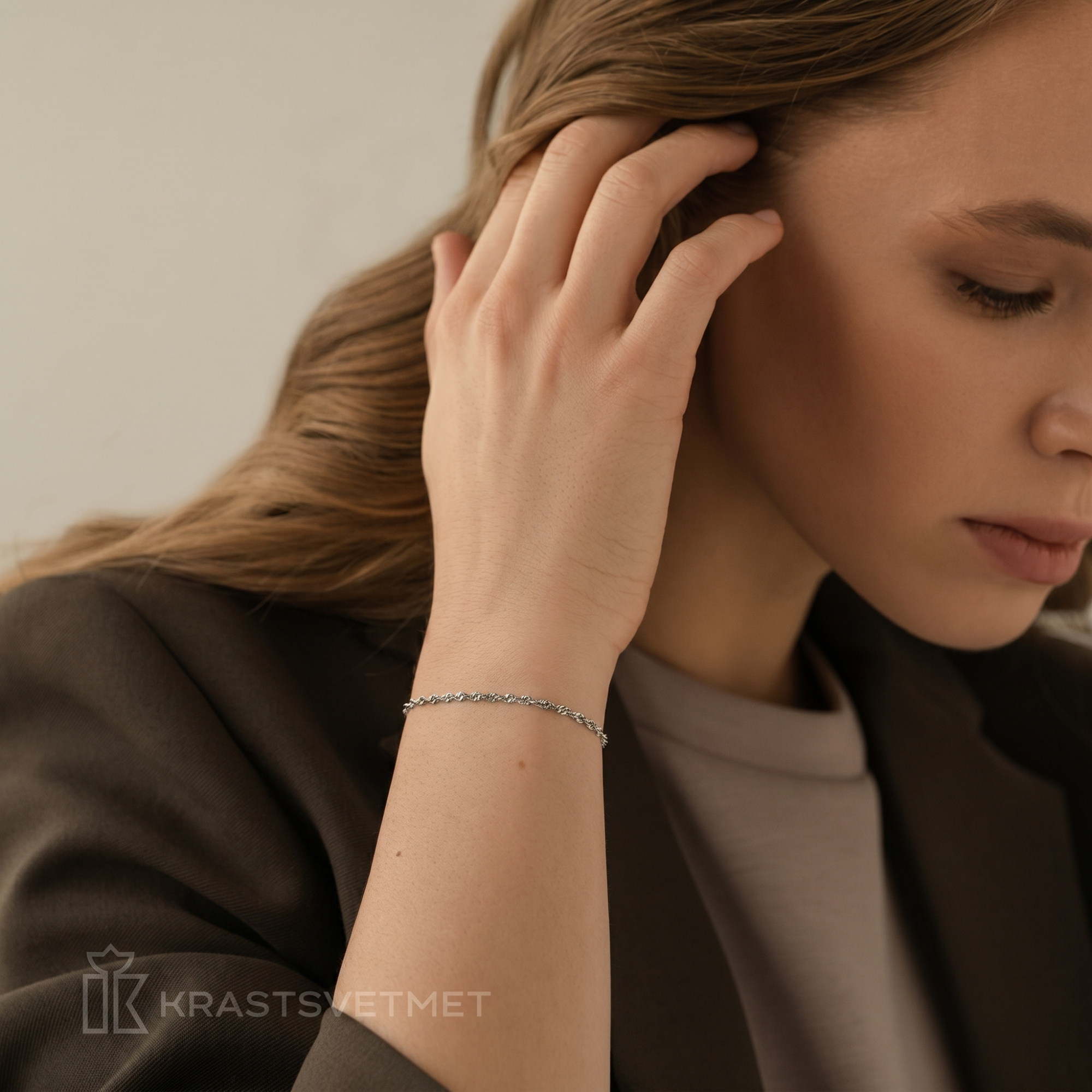 Браслет из белого золота, плетение «Сингапур»