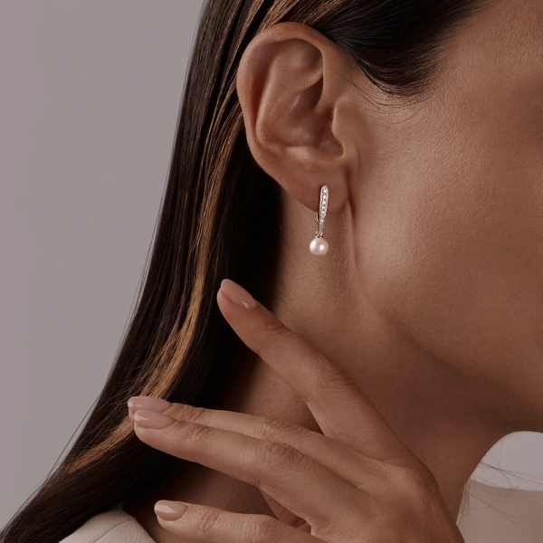 Серьги из красного золота с жемчугом и фианитами