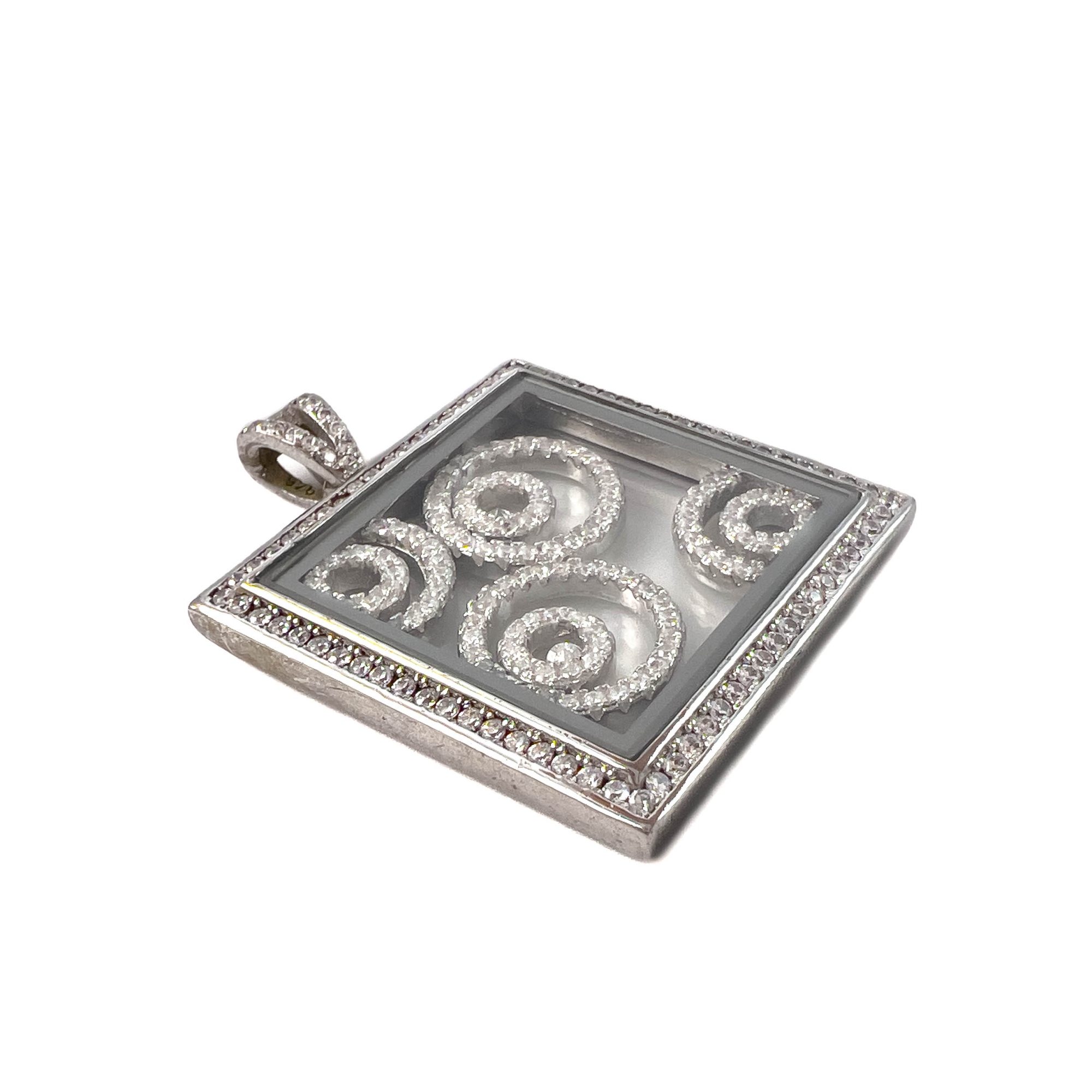 Подвеска из серебра с цирконом и стеклом