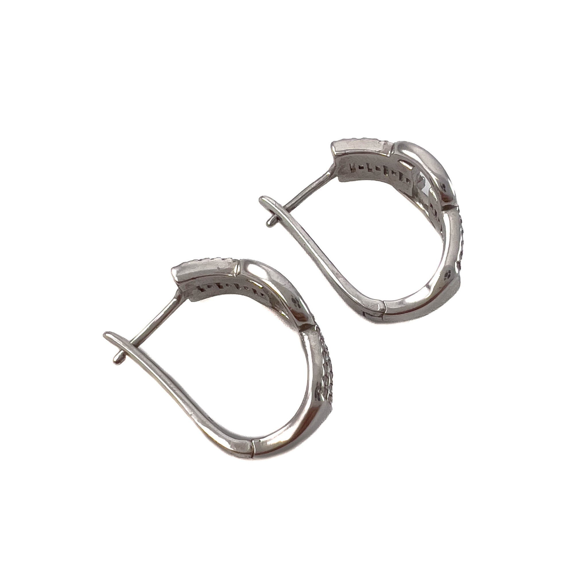 Серьги из серебра с цирконом