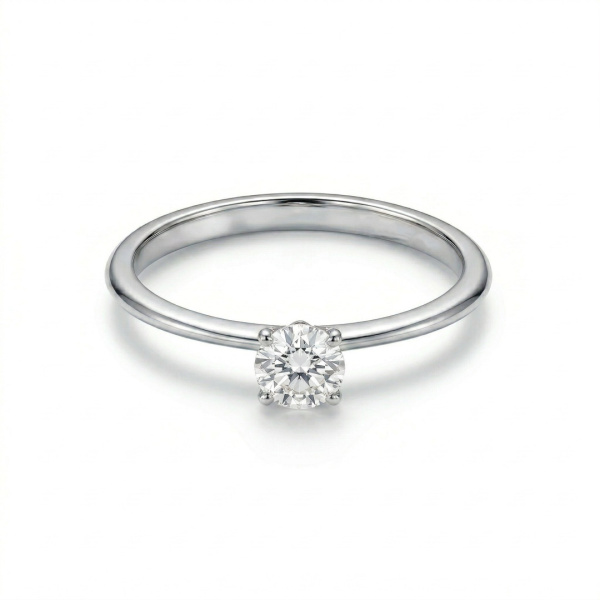 Кольцо из белого золота с бриллиантом