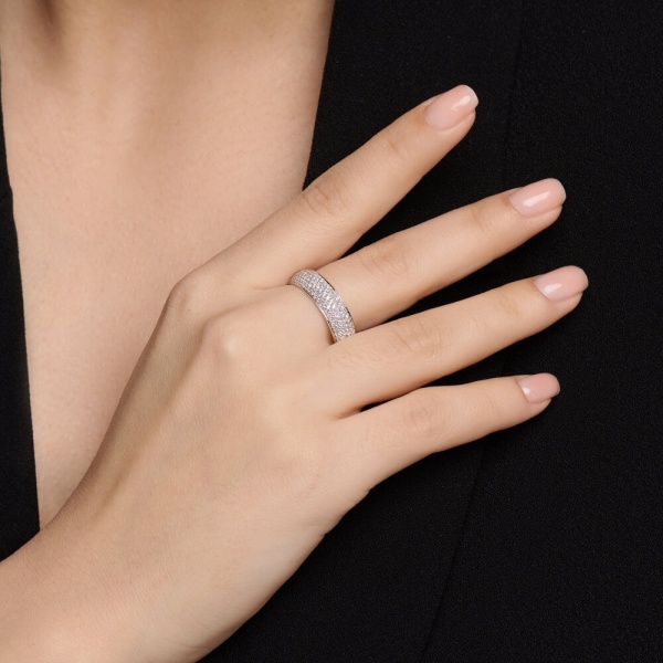 Кольцо из белого золота с бриллиантами