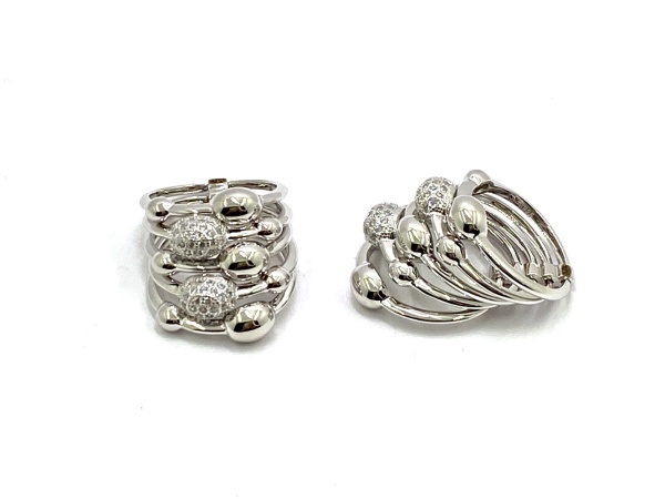 Кольцо из серебра с фианитами