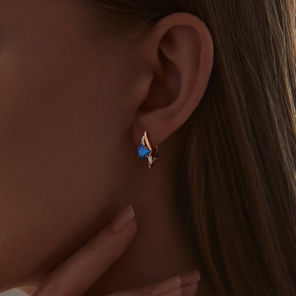 Серьги из красного золота с топазами и фианитами