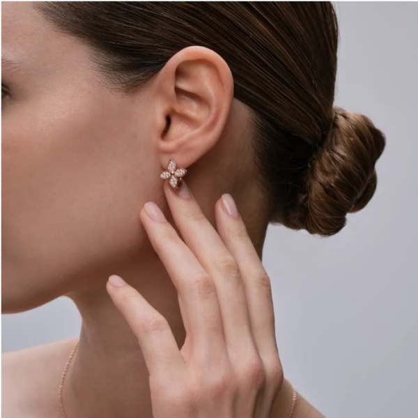 Серьги из позолоченного серебра с фианитами