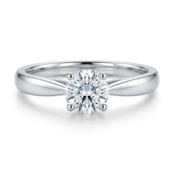 Кольцо из белого золота с бриллиантом