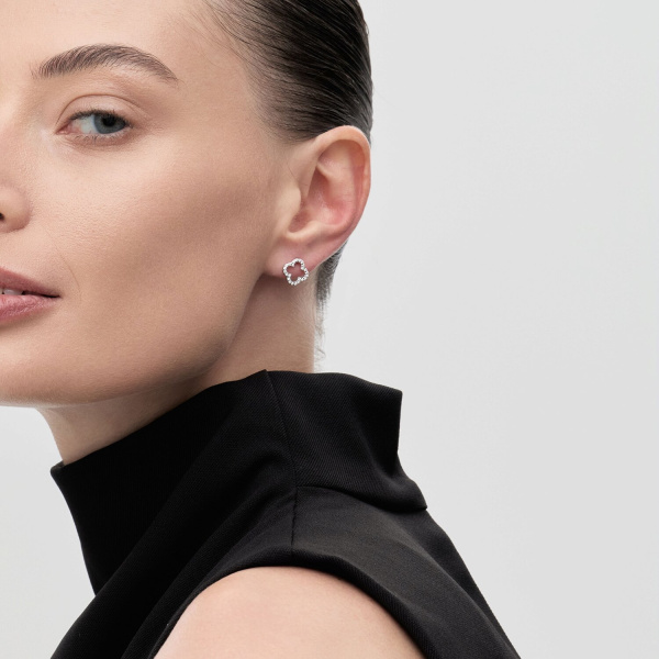 Серьги пусеты из серебра с фианитами