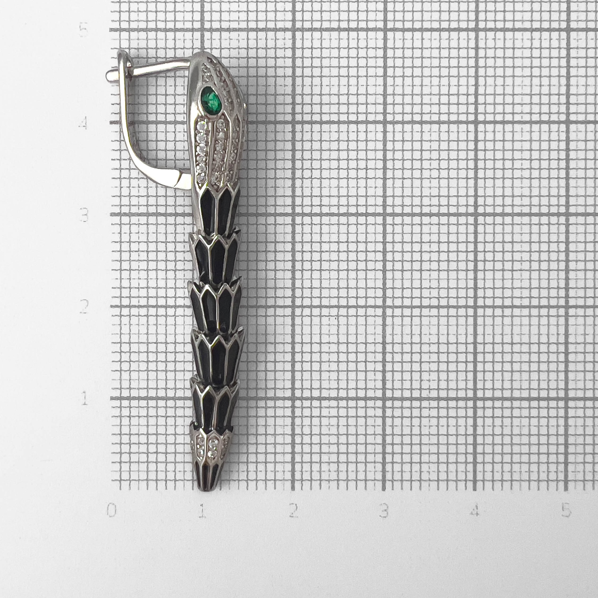 Серьги из серебра с эмалью и цирконом в форме змеи